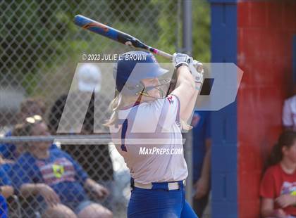 Thumbnail 1 in Avon vs. Roncalli photogallery.