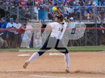 Thumbnail 2 in Avon vs. Roncalli photogallery.