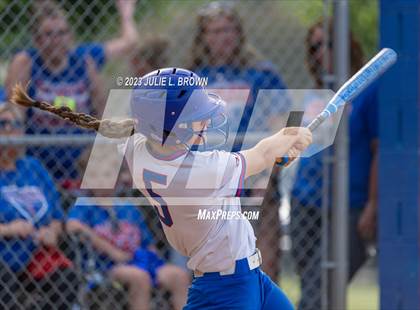 Thumbnail 1 in Avon vs. Roncalli photogallery.