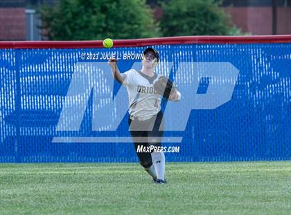 Thumbnail 2 in Avon vs. Roncalli photogallery.