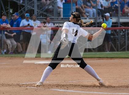 Thumbnail 1 in Avon vs. Roncalli photogallery.
