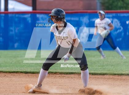 Thumbnail 1 in Avon vs. Roncalli photogallery.