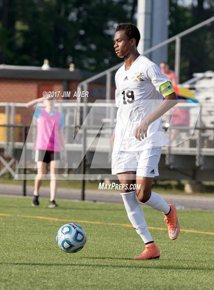 Thumbnail 2 in Kellam vs. Granby (VHSL 6A Regional Quarterfinal) photogallery.