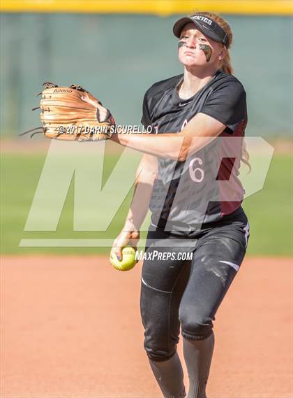 Thumbnail 1 in Hamilton @ Corona del Sol photogallery.