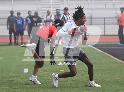 Thumbnail 1 in Downey vs. Ayala (Surf City Tournament) photogallery.