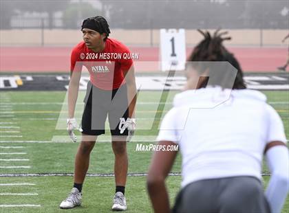 Thumbnail 1 in Downey vs. Ayala (Surf City Tournament) photogallery.