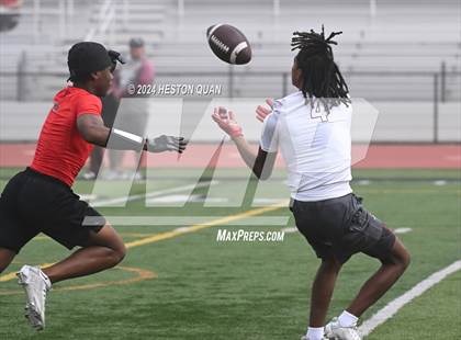 Thumbnail 3 in Downey vs. Ayala (Surf City Tournament) photogallery.