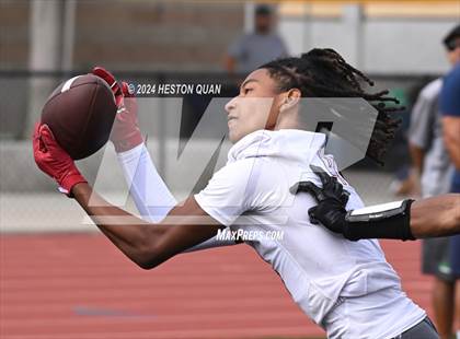 Thumbnail 1 in Downey vs. Ayala (Surf City Tournament) photogallery.