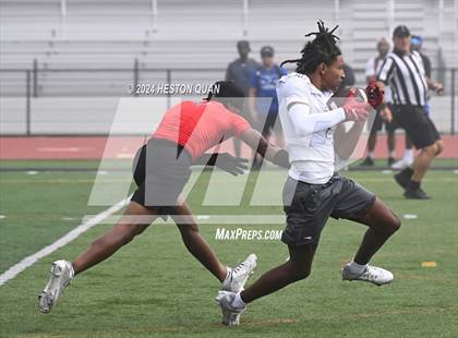 Thumbnail 1 in Downey vs. Ayala (Surf City Tournament) photogallery.