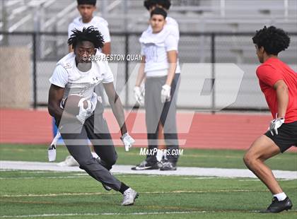 Thumbnail 1 in Downey vs. Ayala (Surf City Tournament) photogallery.