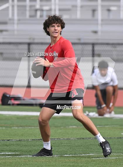 Thumbnail 2 in Downey vs. Ayala (Surf City Tournament) photogallery.