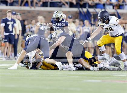 Thumbnail 2 in Highland Park vs. Dallas Jesuit photogallery.