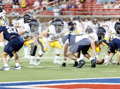 Thumbnail 3 in Highland Park vs. Dallas Jesuit photogallery.