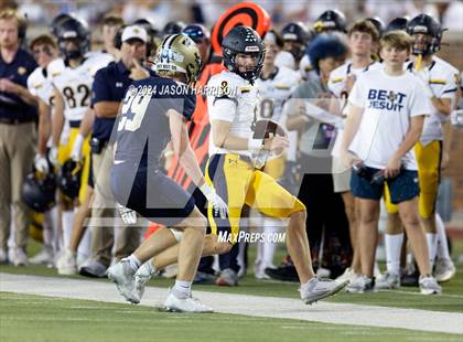 Thumbnail 3 in Highland Park vs. Dallas Jesuit photogallery.