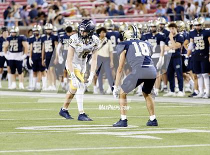 Thumbnail 1 in Highland Park vs. Dallas Jesuit photogallery.