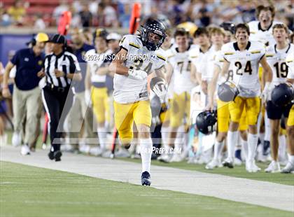 Thumbnail 1 in Highland Park vs. Dallas Jesuit photogallery.