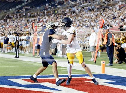 Thumbnail 3 in Highland Park vs. Dallas Jesuit photogallery.