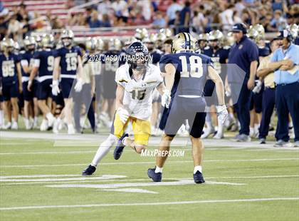 Thumbnail 2 in Highland Park vs. Dallas Jesuit photogallery.