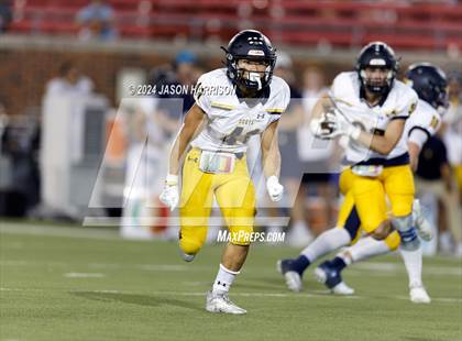 Thumbnail 2 in Highland Park vs. Dallas Jesuit photogallery.