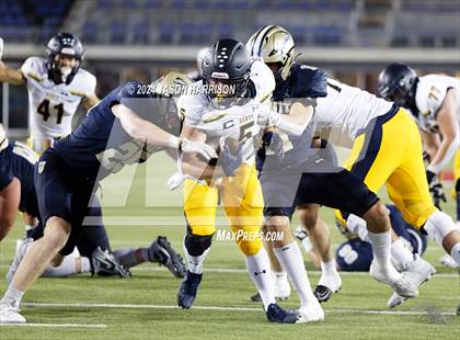 Thumbnail 3 in Highland Park vs. Dallas Jesuit photogallery.