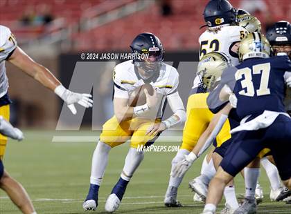 Thumbnail 3 in Highland Park vs. Dallas Jesuit photogallery.