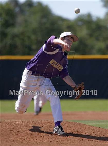 Thumbnail 1 in Willows vs. Durham (CIF NS D3 Final) photogallery.