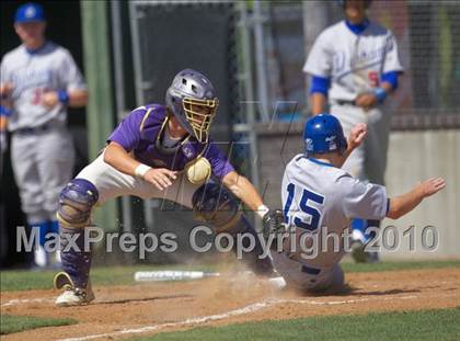Thumbnail 1 in Willows vs. Durham (CIF NS D3 Final) photogallery.