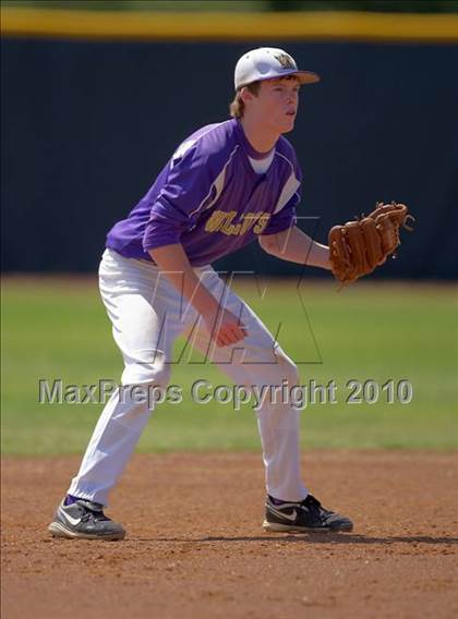 Thumbnail 2 in Willows vs. Durham (CIF NS D3 Final) photogallery.
