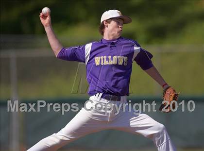 Thumbnail 2 in Willows vs. Durham (CIF NS D3 Final) photogallery.