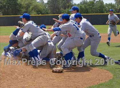 Thumbnail 2 in Willows vs. Durham (CIF NS D3 Final) photogallery.