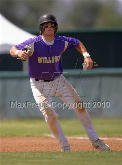 Thumbnail 2 in Willows vs. Durham (CIF NS D3 Final) photogallery.