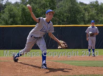 Thumbnail 1 in Willows vs. Durham (CIF NS D3 Final) photogallery.