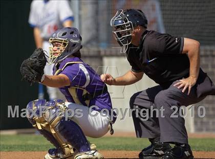 Thumbnail 1 in Willows vs. Durham (CIF NS D3 Final) photogallery.