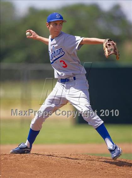 Thumbnail 2 in Willows vs. Durham (CIF NS D3 Final) photogallery.