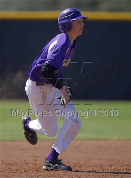 Thumbnail 1 in Willows vs. Durham (CIF NS D3 Final) photogallery.