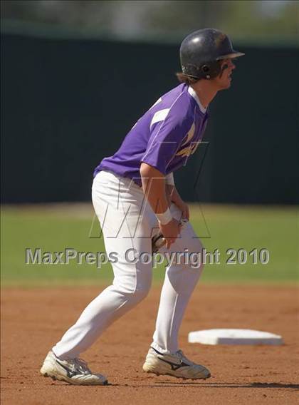 Thumbnail 1 in Willows vs. Durham (CIF NS D3 Final) photogallery.