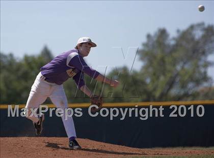 Thumbnail 1 in Willows vs. Durham (CIF NS D3 Final) photogallery.