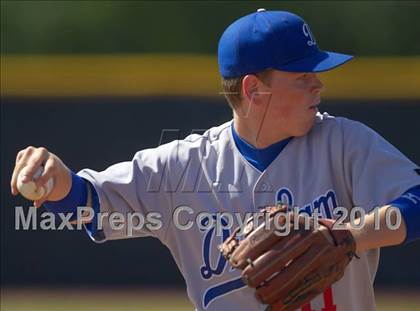 Thumbnail 2 in Willows vs. Durham (CIF NS D3 Final) photogallery.