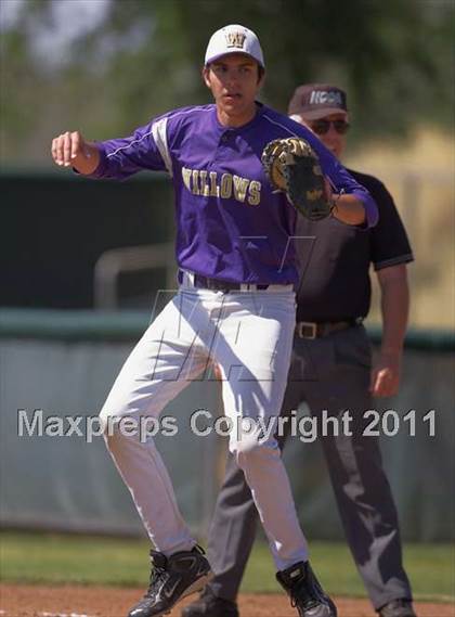 Thumbnail 2 in Willows vs. Durham (CIF NS D3 Final) photogallery.