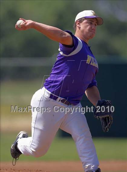 Thumbnail 1 in Willows vs. Durham (CIF NS D3 Final) photogallery.