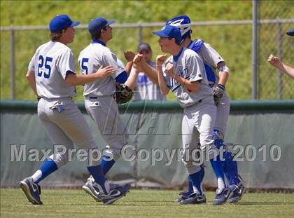 Thumbnail 2 in Willows vs. Durham (CIF NS D3 Final) photogallery.