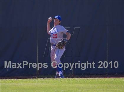 Thumbnail 1 in Willows vs. Durham (CIF NS D3 Final) photogallery.
