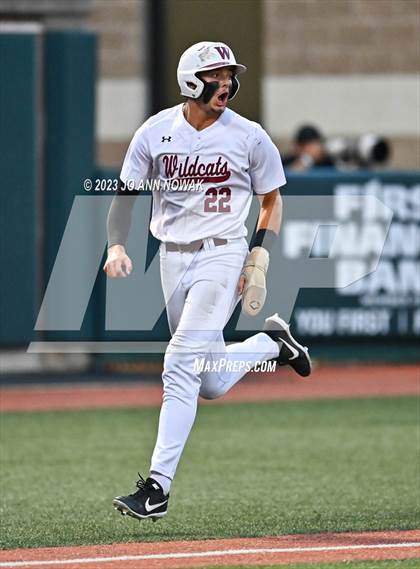Thumbnail 3 in Cypress Woods vs. The Woodlands (UIL 6A Region 2 Final - Game 2) photogallery.
