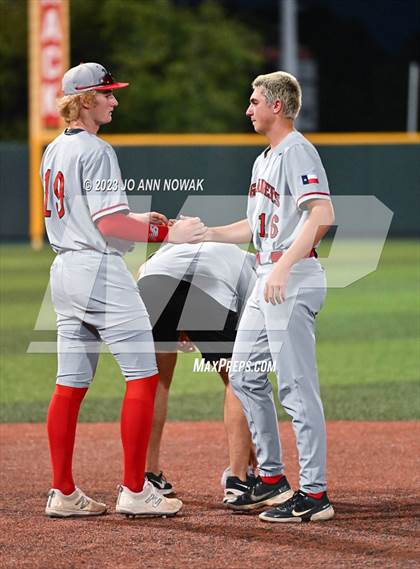 Thumbnail 3 in Cypress Woods vs. The Woodlands (UIL 6A Region 2 Final - Game 2) photogallery.