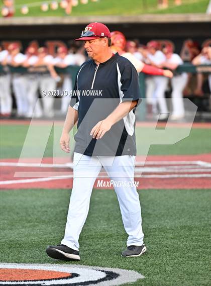Thumbnail 2 in Cypress Woods vs. The Woodlands (UIL 6A Region 2 Final - Game 2) photogallery.