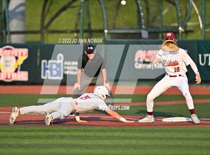 Thumbnail 2 in Cypress Woods vs. The Woodlands (UIL 6A Region 2 Final - Game 2) photogallery.