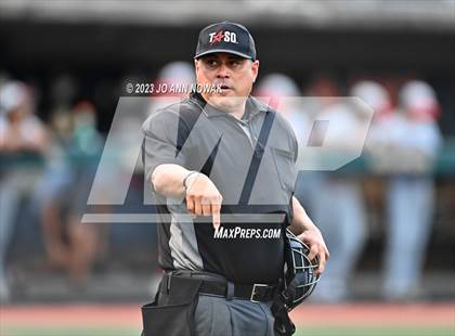 Thumbnail 1 in Cypress Woods vs. The Woodlands (UIL 6A Region 2 Final - Game 2) photogallery.