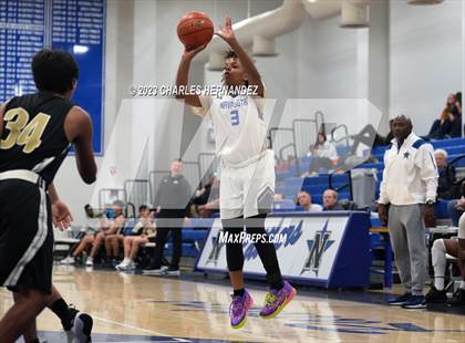 Thumbnail 2 in Navasota vs Giddings (Mike Dacus Classic) photogallery.