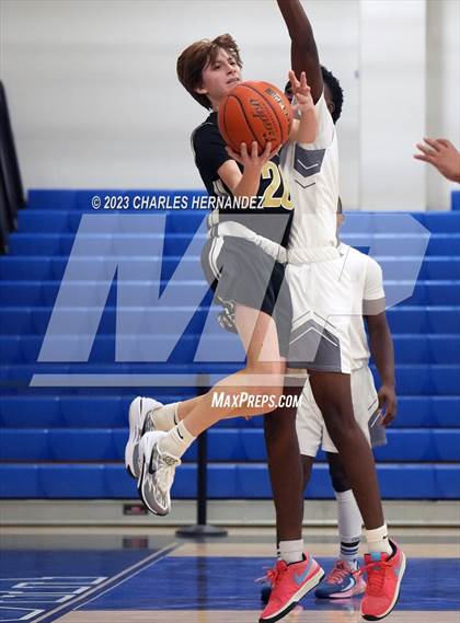 Thumbnail 1 in Navasota vs Giddings (Mike Dacus Classic) photogallery.