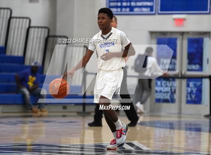 Thumbnail 2 in Navasota vs Giddings (Mike Dacus Classic) photogallery.
